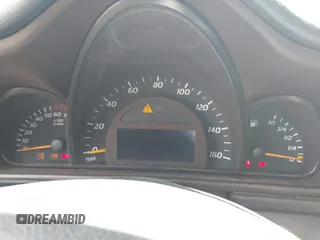 2004 Mercedes-Benz C 230 Kompressor z VIN WDBRN40JX4A612553, wystawiony jako IAAI lot #42255269 z przebiegiem Nie podano mil oraz . Historia ofert i sprzedaży dostępna na DreamBid. Obrazek 7.