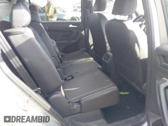 2024 Volkswagen Tiguan SE R-Line Black с VIN 3VVCB7AX2RM209005, выставлен на аукционе IAAI как лот 41694881 с пробегом 1 421 миль миль и . История ставок и продаж доступна на DreamBid. Изображение 8.