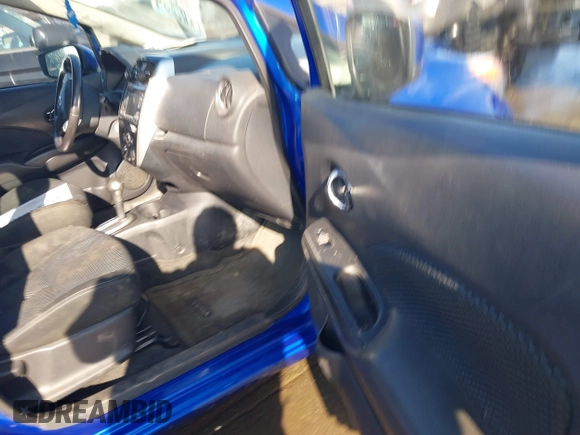 2016 Nissan Note SV with VIN 3N1CE2CP8GL387674, listed as a IAAI auction lot 41524673 with 160,859 mi miles and . Bid and sale history available at DreamBid. Image 5.