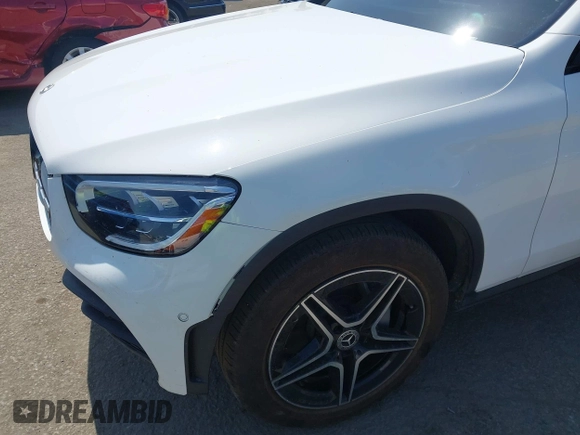 2021 Mercedes-Benz GLC 300 z VIN W1N0G8DB5MV276777, wystawiony jako IAAI lot #42451723 z przebiegiem 71 022 mil mil oraz . Historia ofert i sprzedaży dostępna na DreamBid. Obrazek 18.
