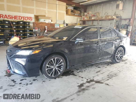 2021 Toyota Camry SE Nightshade with VIN 4T1T11AKXMU443394, listed as a Copart auction lot 45148225 with 58,886 mi miles and Clean Title. Bid and sale history available at carsss.com. Image 1.