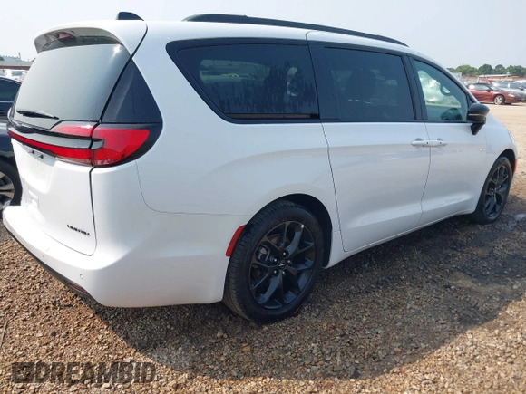 2025 Chrysler Pacifica Limited z VIN 2C4RC1GG0SR515368, wystawiony jako IAAI lot #42394201 z przebiegiem 14 810 mil mil oraz . Historia ofert i sprzedaży dostępna na DreamBid. Obrazek 4.