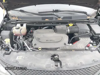 2020 Chrysler Pacifica Touring L with VIN 2C4RC1BG6LR247919, listed as a IAAI auction lot 41930508 with 66,952 mi miles and . Bid and sale history available at DreamBid. Image 10.