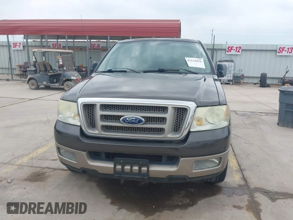 2005 Ford F-150 XLT z VIN 1FTPW12515KE76541, wystawiony jako IAAI lot #42144856 z przebiegiem 239 039 mil mil oraz . Historia ofert i sprzedaży dostępna na DreamBid. Obrazek 12.