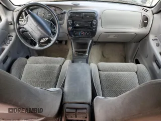 1996 Ford Explorer XL z VIN 1FMDU34X3TZB90029, wystawiony jako Copart lot #53925325 z przebiegiem 266 904 mil mil oraz Czysty tytuł • Clean title. Historia ofert i sprzedaży dostępna na DreamBid. Obrazek 8.