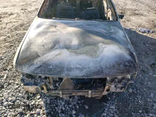1992 Mercury Sable z VIN 1MECM5041NA657696, wystawiony jako Copart lot #47964195 z przebiegiem Nie podano mil oraz Nie do naprawy. Historia ofert i sprzedaży dostępna na DreamBid. Obrazek 11.