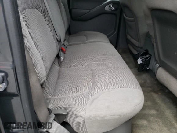 2010 Nissan Frontier SE z VIN 1N6AD0EV5AC411548, wystawiony jako Copart lot #87076614 z przebiegiem 171 635 mil mil oraz Szkoda całkowita • Salvage title. Historia ofert i sprzedaży dostępna na DreamBid. Obrazek 11.