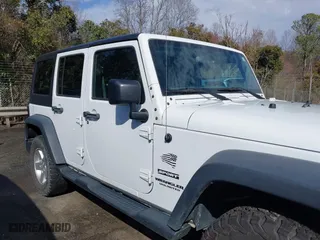 2017 Jeep Wrangler Unlimited Sport with VIN 1C4BJWDG6HL586200, listed as a IAAI auction lot 41723891 with 125,291 mi miles. Bid and sale history available at carsss.com. Image 13.