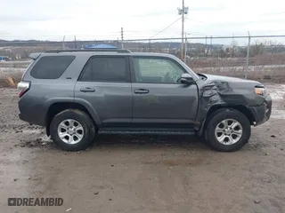2017 Toyota 4Runner SR5 with VIN JTEBU5JR3H5421146, listed as a IAAI auction lot 41638609 with 101,535 mi miles. Bid and sale history available at carsss.com. Image 14.