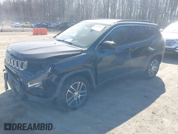 2018 Jeep Compass Altitude with VIN 3C4NJDBB2JT418914, listed as a IAAI auction lot 41759891 with 137,643 mi miles and . Bid and sale history available at carsss.com. Image 21.