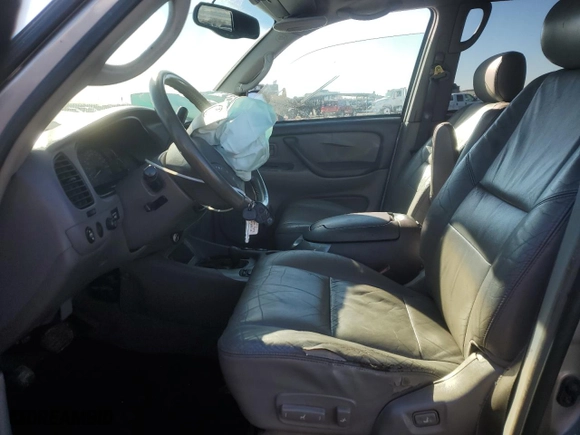 2004 Toyota Sequoia Limited with VIN 5TDBT48A54S215297, listed as a Copart auction lot 42459155 with 202,326 mi miles and Non Repairable. Bid and sale history available at carsss.com. Image 7.