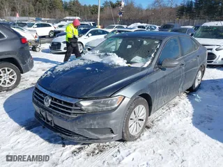 2019 Volkswagen Jetta S with VIN 3VWN57BU8KM097784, listed as a IAAI auction lot 41530396 with 141,312 mi miles. Bid and sale history available at carsss.com. Image 17.