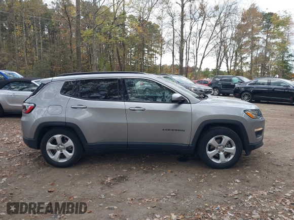 2021 Jeep Compass Altitude z VIN 3C4NJCBB3MT585670, wystawiony jako IAAI lot #40813345 z przebiegiem 59 152 mil mil oraz . Historia ofert i sprzedaży dostępna na DreamBid. Obrazek 13.