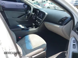 2015 Kia Optima LX with VIN KNAGM4A78F5661726, listed as a IAAI auction lot 42161244 with 105,521 mi miles. Bid and sale history available at carsss.com. Image 5.