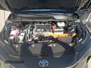 2023 Toyota bZ4X XLE z VIN JTMABACA8PA040260, wystawiony jako Copart lot #42473684 z przebiegiem 5 884 mil mil oraz . Historia ofert i sprzedaży dostępna na DreamBid. Obrazek 12.