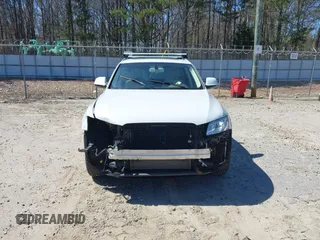2015 Audi Q5 Premium Plus with VIN WA1LFAFP5FA121481, listed as a IAAI auction lot 41823011 with 69,380 mi miles. Bid and sale history available at carsss.com. Image 13.