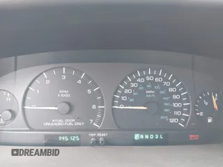 1999 Dodge Caravan SE with VIN 1B4GP44G7XB561333, listed as a IAAI auction lot 42011411 with Not Provided miles and . Bid and sale history available at carsss.com. Image 7.