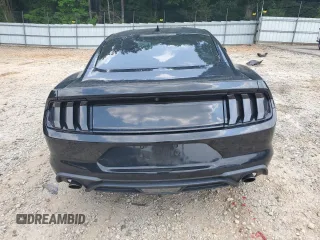 2020 Ford Mustang EcoBoost z VIN 1FA6P8TH7L5168429, wystawiony jako Copart lot #59360175 z przebiegiem Nie podano mil oraz Szkoda całkowita • Salvage title. Historia ofert i sprzedaży dostępna na DreamBid. Obrazek 6.