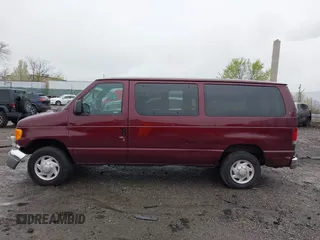 2007 Ford Econoline Passenger XL with VIN 1FMNE11L57DA55791, listed as a IAAI auction lot 41976846 with 294,952 mi miles. Bid and sale history available at carsss.com. Image 15.