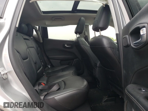 2019 Jeep Compass Limited z VIN 3C4NJDCB1KT760418, wystawiony jako Copart lot #60749295 z przebiegiem 147 863 mil mil oraz Szkoda całkowita • Salvage title. Historia ofert i sprzedaży dostępna na DreamBid. Obrazek 11.