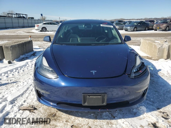 2022 Tesla Model 3 Long Range z VIN 5YJ3E1EB4NF143606, wystawiony jako Copart lot #45499095 z przebiegiem 119 143 mil mil oraz Szkoda całkowita • Salvage title. Historia ofert i sprzedaży dostępna na DreamBid. Obrazek 5.