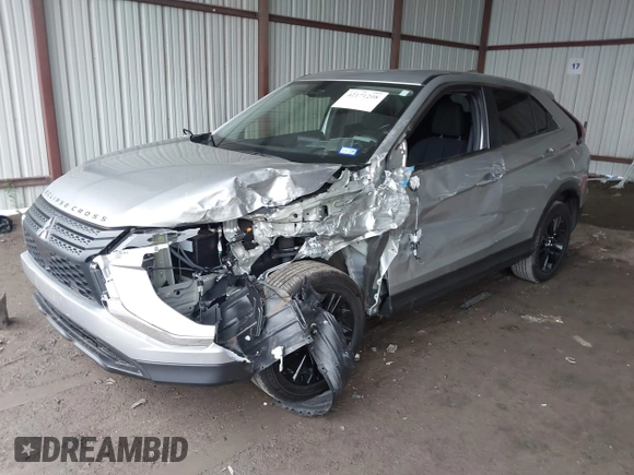 2024 Mitsubishi Eclipse Cross LE z VIN JA4ATVAA0RZ073419, wystawiony jako IAAI lot #42171208 z przebiegiem 5 606 mil mil oraz . Historia ofert i sprzedaży dostępna na DreamBid. Obrazek 17.