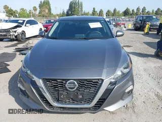 2020 Nissan Altima S z VIN 1N4BL4BV4LC123776, wystawiony jako IAAI lot #42421505 z przebiegiem 125 958 mil mil oraz . Historia ofert i sprzedaży dostępna na DreamBid. Obrazek 13.