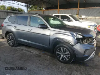 2022 Volkswagen Atlas SE with VIN 1V2DP2CA4NC533230, listed as a Copart auction lot 73013684 with 46,484 mi miles and Clean title. Bid and sale history available at DreamBid. Image 4.