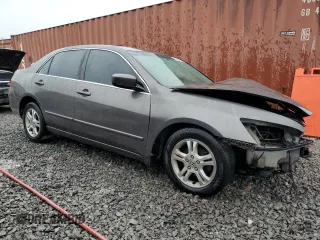 2006 Honda Accord EX-L z VIN 1HGCM568X6A048072, wystawiony jako Copart lot #44691315 z przebiegiem Nie podano mil oraz Nie do naprawy • Non repairable. Historia ofert i sprzedaży dostępna na DreamBid. Obrazek 4.