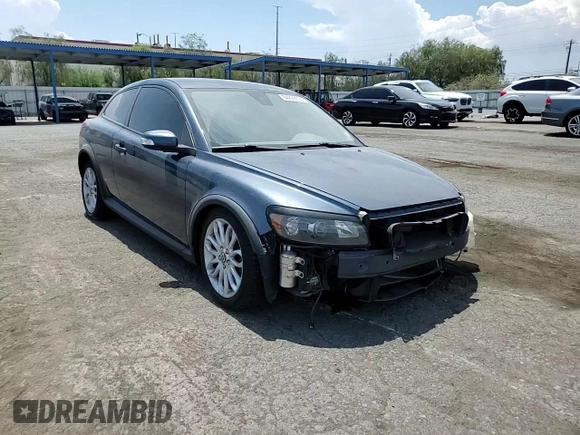 2008 Volvo C30 Version 1.0 z VIN YV1MK672682067301, wystawiony jako Copart lot #64228674 z przebiegiem 150 403 mil mil oraz Szkody całkowita. Historia ofert i sprzedaży dostępna na DreamBid. Obrazek 10.