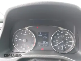 2017 Hyundai Elantra SE z VIN 5NPD84LF9HH097165, wystawiony jako IAAI lot #42066690 z przebiegiem 147 112 mil mil oraz . Historia ofert i sprzedaży dostępna na DreamBid. Obrazek 7.