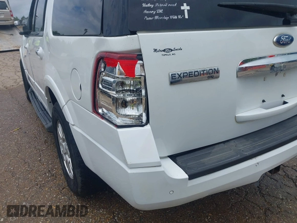 2011 Ford Expedition XLT with VIN 1FMJU1H58BEF54161, listed as a IAAI auction lot 42442617 with 145,864 mi miles and . Bid and sale history available at DreamBid. Image 20.