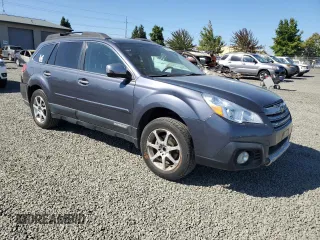 2014 Subaru Outback 2.5i Limited with VIN 4S4BRBPC3E3212564, listed as a Copart auction lot 69421524 with 82,883 mi miles and Salvage Title. Bid and sale history available at carsss.com. Image 4.