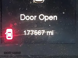 2015 Jeep Cherokee Sport с VIN 1C4PJLABXFW637626, выставлен на аукционе IAAI как лот 42448470 с пробегом 177 567 миль миль и . История ставок и продаж доступна на DreamBid. Изображение 7.