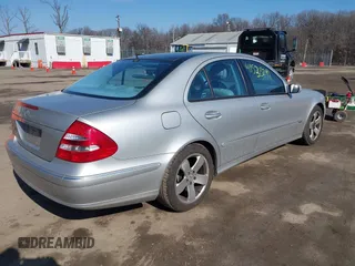 2003 Mercedes-Benz E-Class 3.2L with VIN WDBUF65J43A195490, listed as a IAAI auction lot 41538291 with 161,222 mi miles. Bid and sale history available at carsss.com. Image 4.