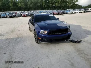 2012 Ford Mustang Premium z VIN 1ZVBP8AM6C5220199, wystawiony jako Copart lot #60164285 z przebiegiem 165 909 mil mil oraz Szkoda całkowita • Salvage title. Historia ofert i sprzedaży dostępna na DreamBid. Obrazek 14.