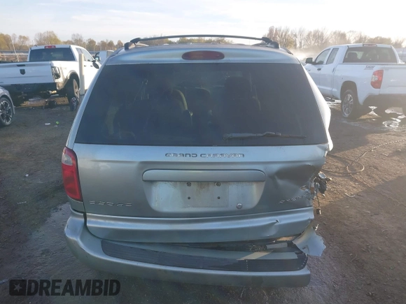 2003 Dodge Grand Caravan with VIN 2D4GP443X3R277421, listed as a IAAI auction lot 41035290 with 243,568 mi miles and . Bid and sale history available at DreamBid. Image 16.