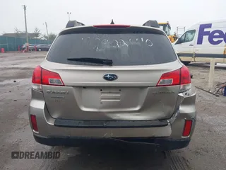 2014 Subaru Outback Limited with VIN 4S4BRCLC7E3213826, listed as a IAAI auction lot 42322640 with 97,930 mi miles and . Bid and sale history available at DreamBid. Image 16.
