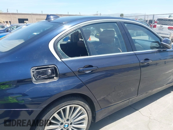 2012 BMW 3 Series 328i with VIN WBA3A5G59CNP16943, listed as a IAAI auction lot 42272421 with 195,089 mi miles and . Bid and sale history available at DreamBid. Image 6.