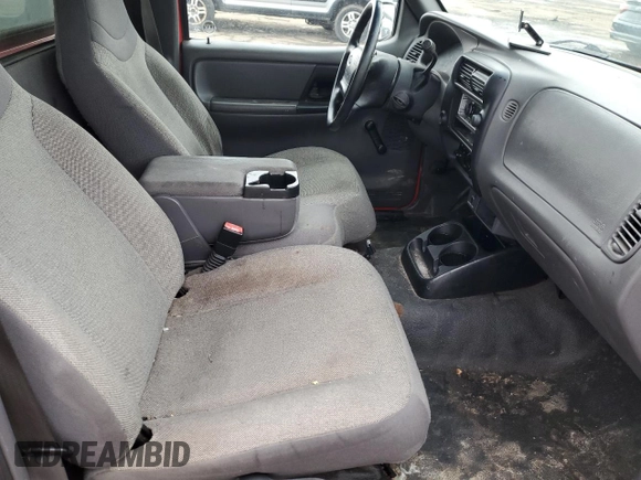 2002 Ford Ranger XL z VIN 1FTYR10U52TA37435, wystawiony jako Copart lot #50508925 z przebiegiem 128 208 mil mil oraz Czysty tytuł • Clean title. Historia ofert i sprzedaży dostępna na DreamBid. Obrazek 10.