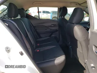 2018 Nissan Kicks SV with VIN 3N1CP5CU3JL511892, listed as a Copart auction lot 57260555 with 71,305 mi miles and Salvage title. Bid and sale history available at DreamBid. Image 11.
