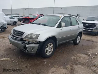 2000 Lexus RX 300 with VIN JT6GF10U9Y0047536, listed as a IAAI auction lot 41572076 with 144,959 mi miles. Bid and sale history available at carsss.com. Image 22.