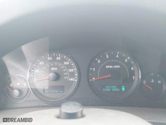 2006 Jeep Grand Cherokee Laredo with VIN 1J4GS48K06C172214, listed as a IAAI auction lot 41952499 with 167,208 mi miles. Bid and sale history available at carsss.com. Image 7.