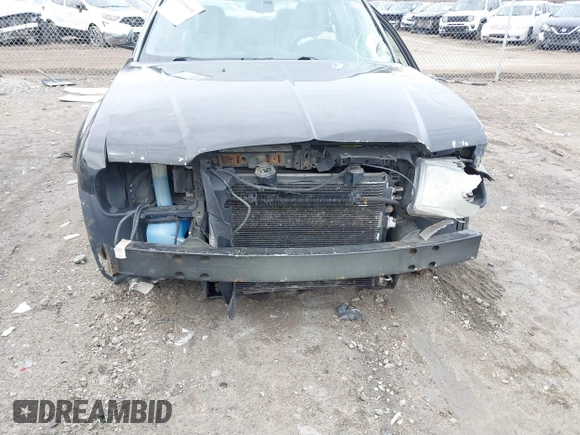 2006 Chrysler 300 C with VIN 2C3KA63H06H189591, listed as a IAAI auction lot 41810691 with 184,465 mi miles. Bid and sale history available at carsss.com. Image 6.