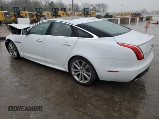 2017 Jaguar XJ with VIN SAJWA1C71H8W07643, listed as a Copart auction lot 48751954 with 35,035 mi miles. Bid and sale history available at carsss.com. Image 2.