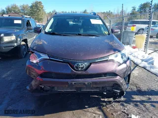 2018 Toyota RAV4 XLE with VIN 2T3RFREV6JW839890, listed as a IAAI auction lot 41654804 with 72,038 mi miles. Bid and sale history available at carsss.com. Image 12.