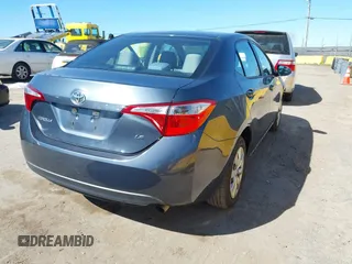 2016 Toyota Corolla L z VIN 5YFBURHE8GP530878, wystawiony jako IAAI lot #41746216 z przebiegiem 139 615 mil mil oraz . Historia ofert i sprzedaży dostępna na DreamBid. Obrazek 4.