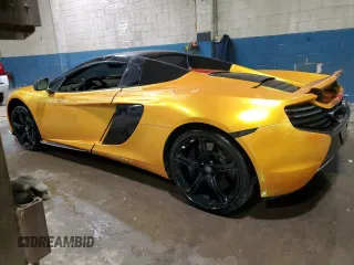 2015 McLaren 650S z VIN SBM11FAA0FW004199, wystawiony jako Copart lot #83836504 z przebiegiem 65 073 mil mil oraz Szkody całkowita. Historia ofert i sprzedaży dostępna na DreamBid. Obrazek 2.