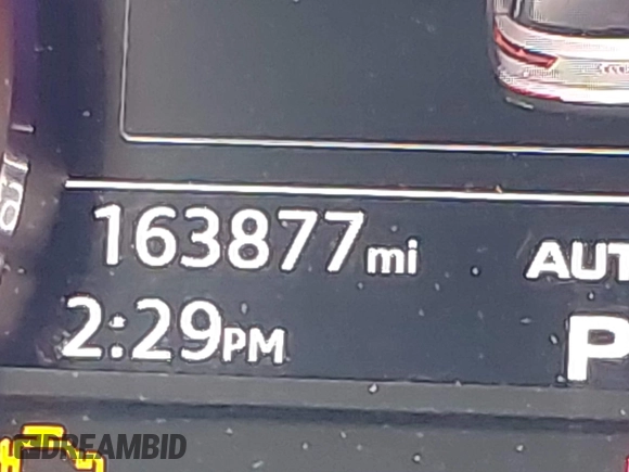 2017 Audi Q7 Premium Plus with VIN WA1LAAF77HD014335, listed as a IAAI auction lot 42376902 with 163,877 mi miles and . Bid and sale history available at DreamBid. Image 15.