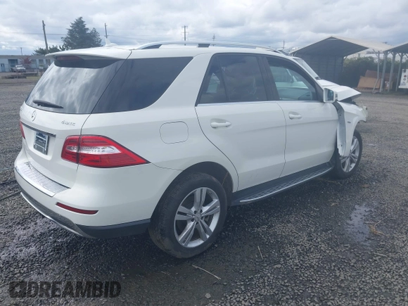 2012 Mercedes-Benz M 350 with VIN 4JGDA5HB6CA065088, listed as a IAAI auction lot 42012318 with 117,727 mi miles and . Bid and sale history available at DreamBid. Image 4.